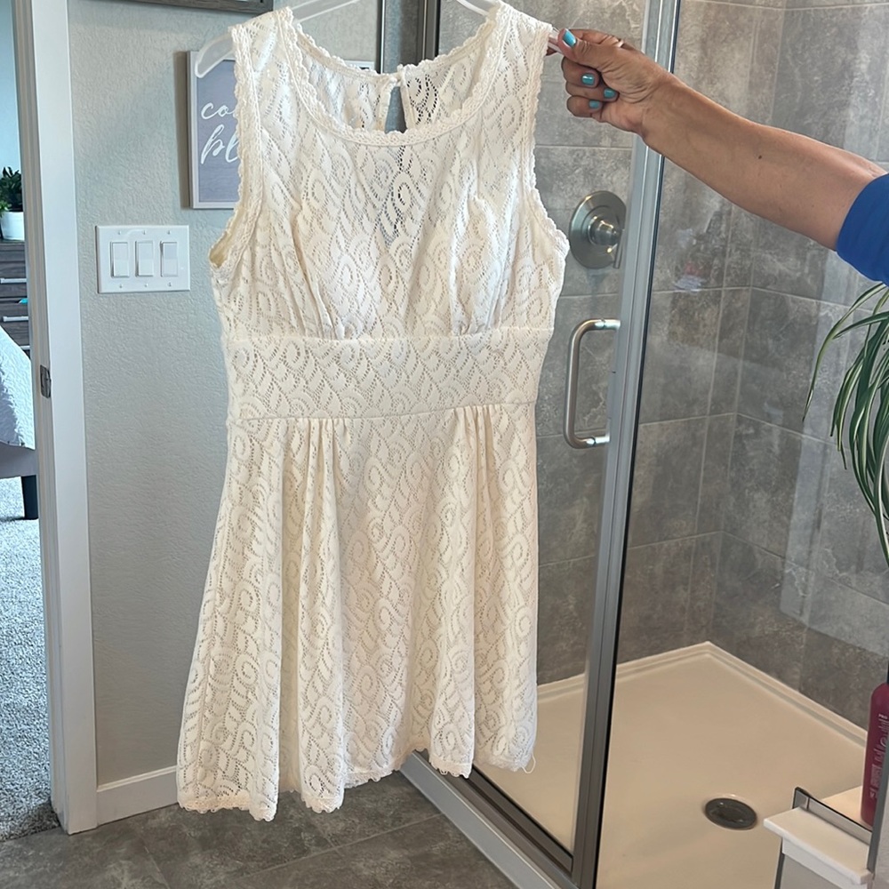 Medium dress